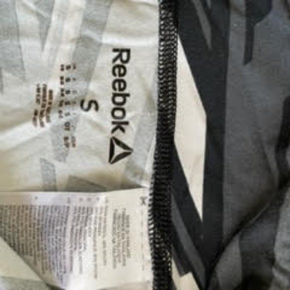 Reebok cropped leggings-size small - Picture 3 of 3